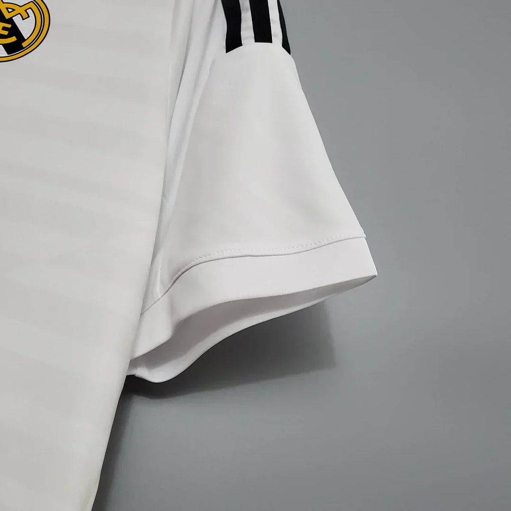 2014-2015 Retro Real Madrid Local