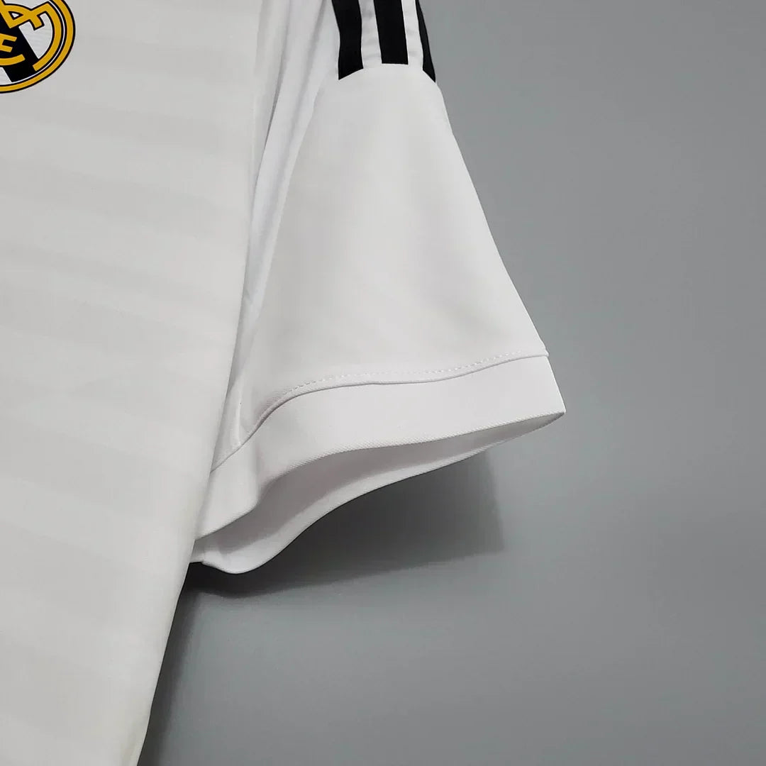 2014-2015 Retro Real Madrid Local