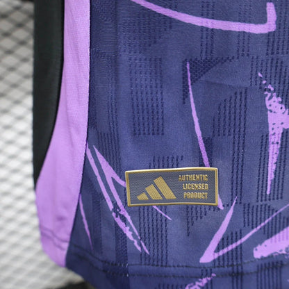 Manchester United "Violet Edge" Special Edition