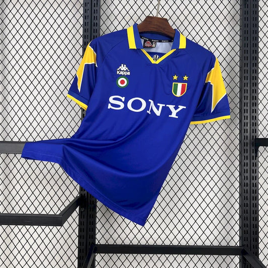 1995-1996 Retro Juventus Trasferta