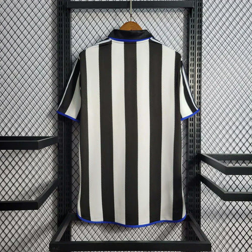 2000-2001 Retro Newcastle United Locale