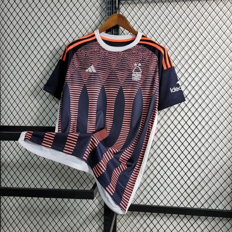 Divisa Nottingham Forest 2022/2023