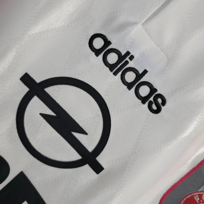 1996-1998 Retro Bayern Munich Away