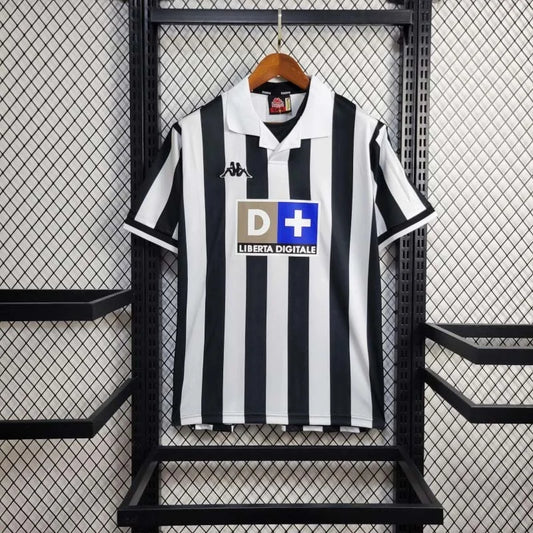 1998-1999 Juventus Retro Casa
