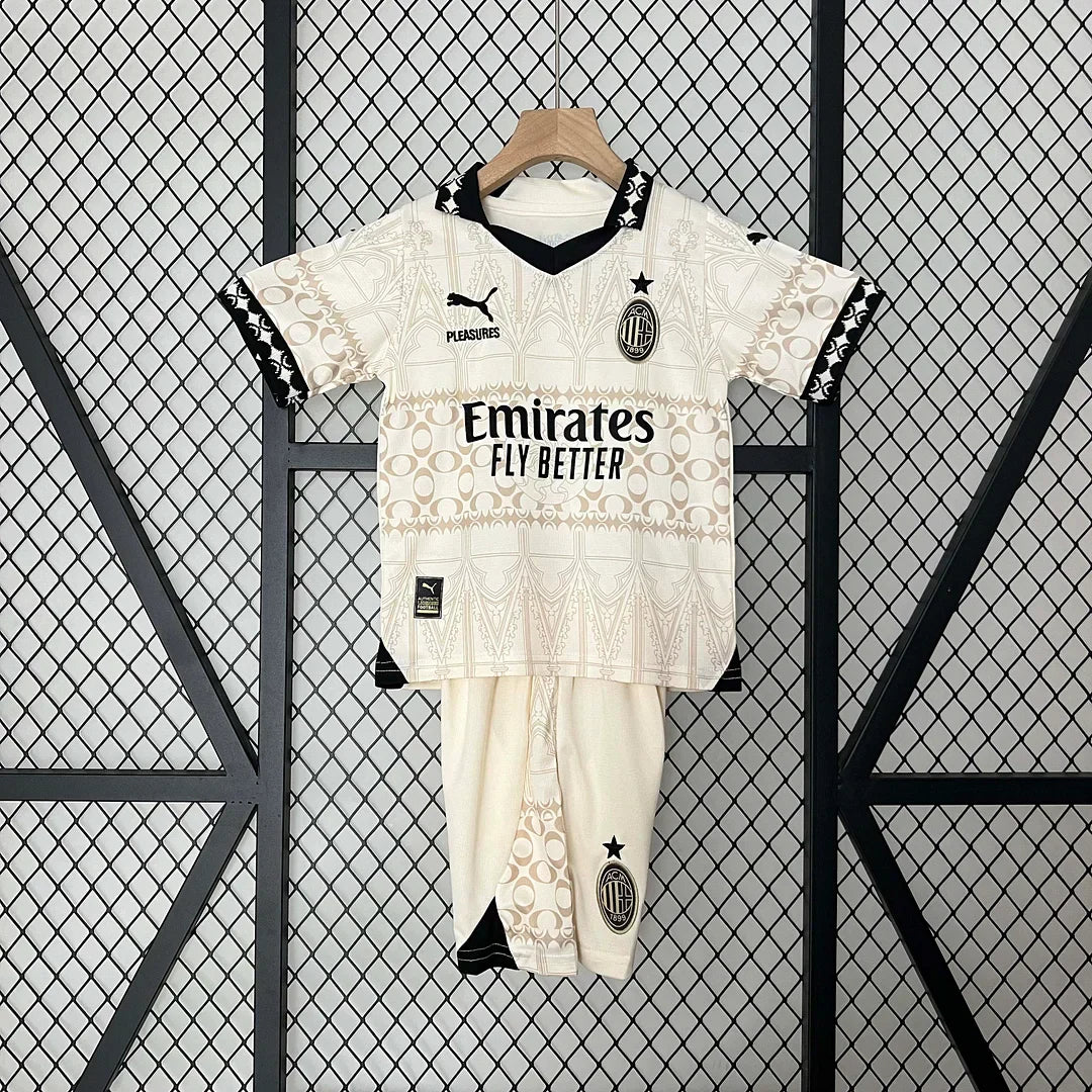 Divisa AC Milan Quarto Kit 2023/2024 Taglia Bambino