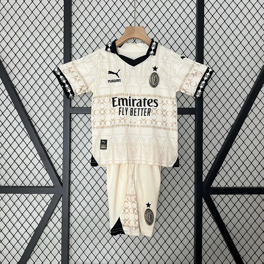 Divisa AC Milan Quarto Kit 2023/2024 Taglia Bambino