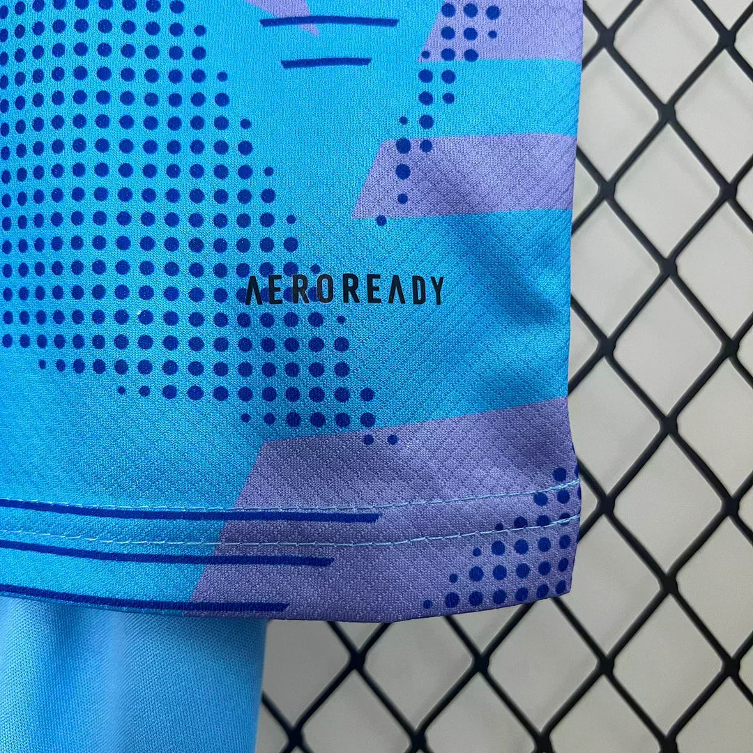 2024/2025 Real Madrid Goalkeeper Kit Talla Niño