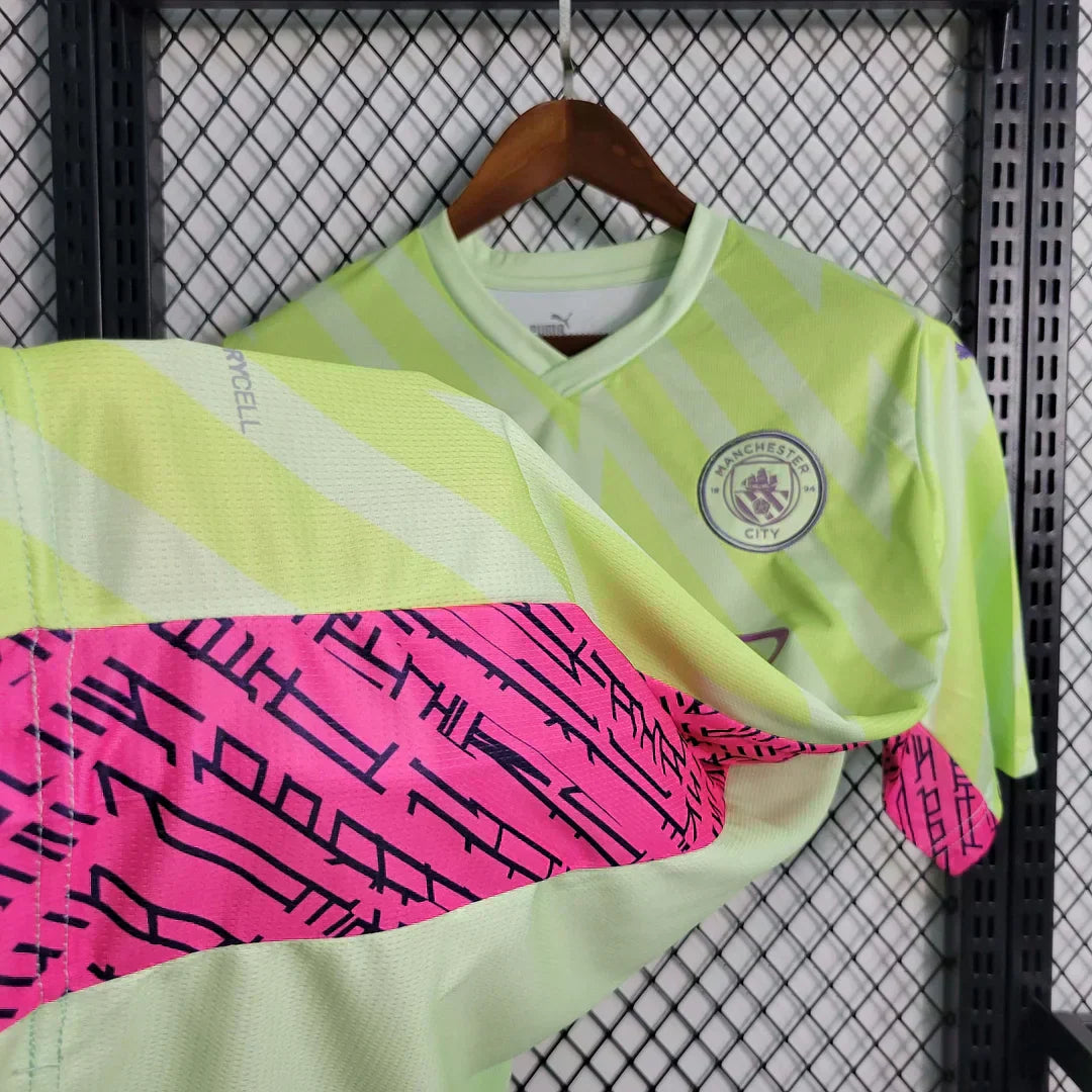 2023/2024 Manchester City Goalkeeper Kit