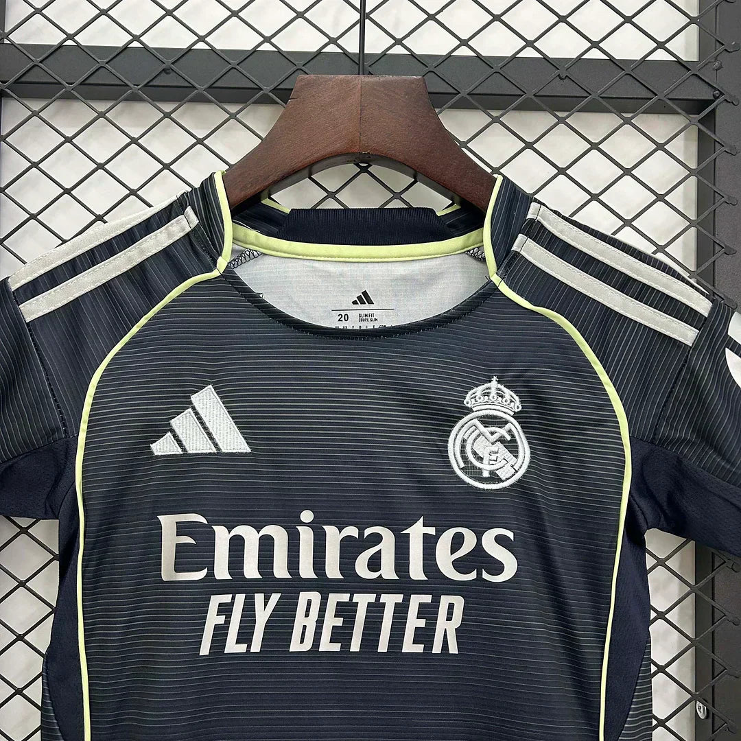 2025/2026 Real Madrid Visitante Kit Talla Niño