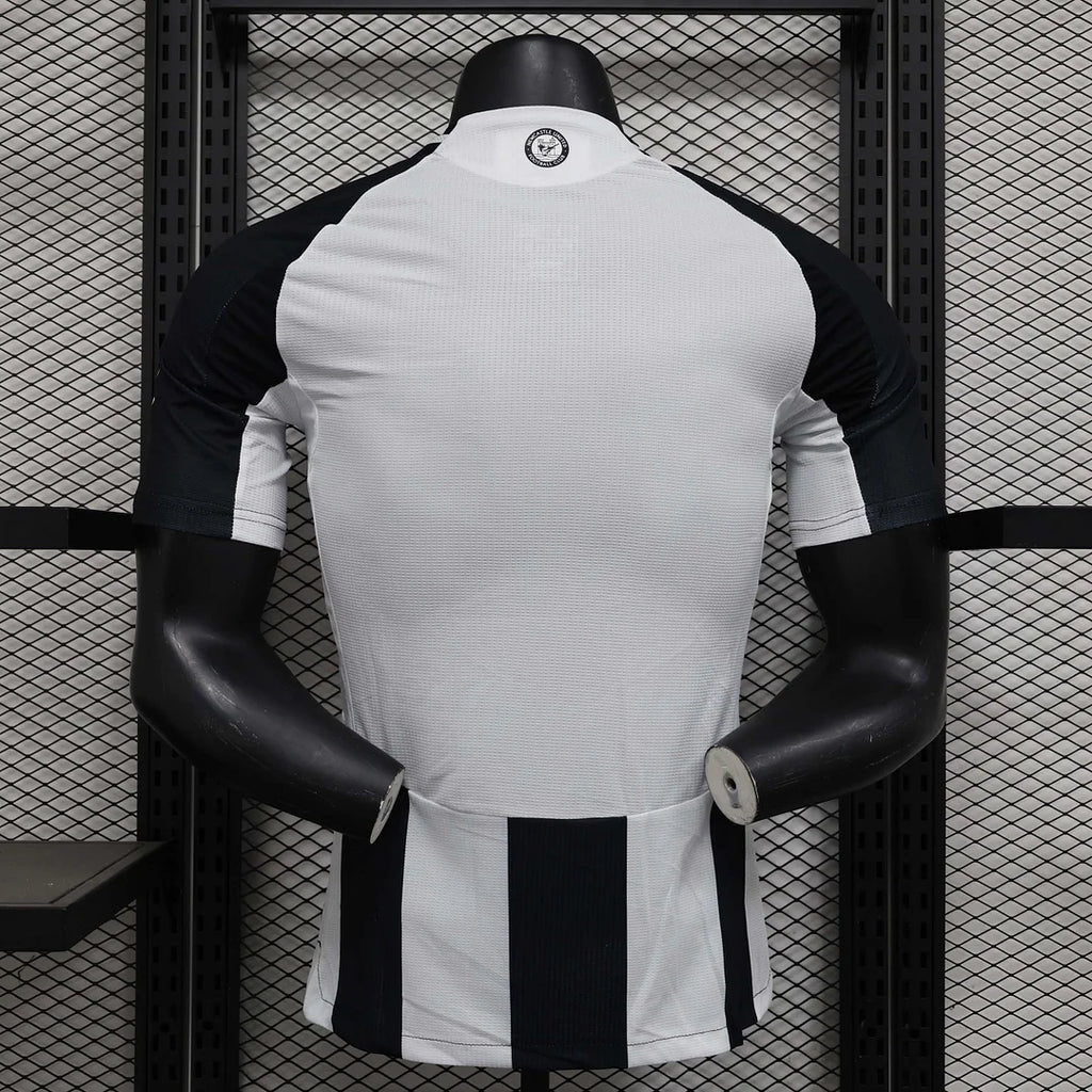 2024/2025 Divisa Locale Newcastle United