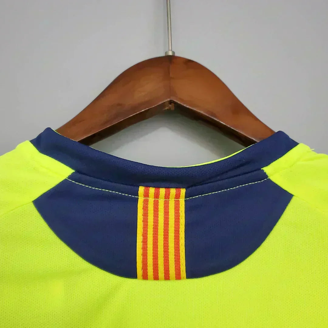 2005-2006 Retro Barcelona Visitante