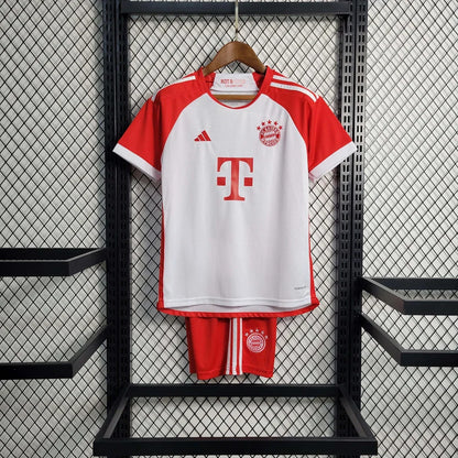 2023/2024 Bayern Monaco Maglia Casa Taglia Bambino