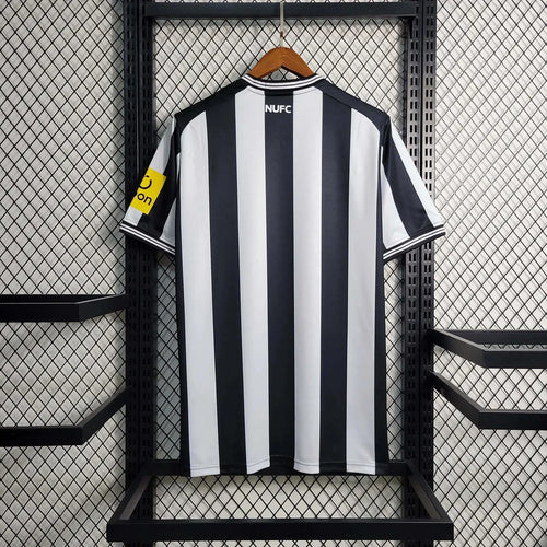 2023/2024 Newcastle United In casa