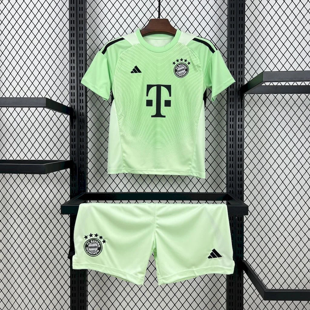 2025/2026 Kit da portiere verde Bayern Monaco per bambini