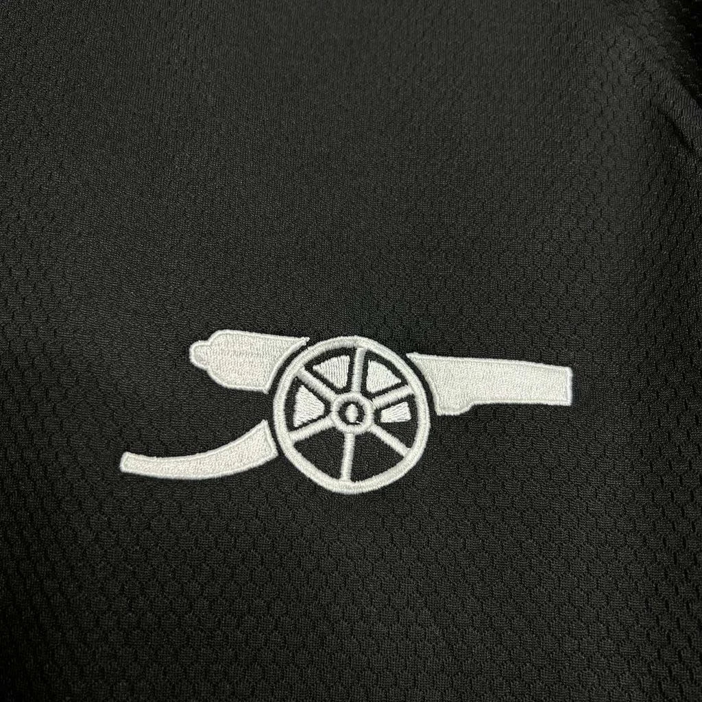 Kit alternativo da portiere dell'Arsenal 2024/2025