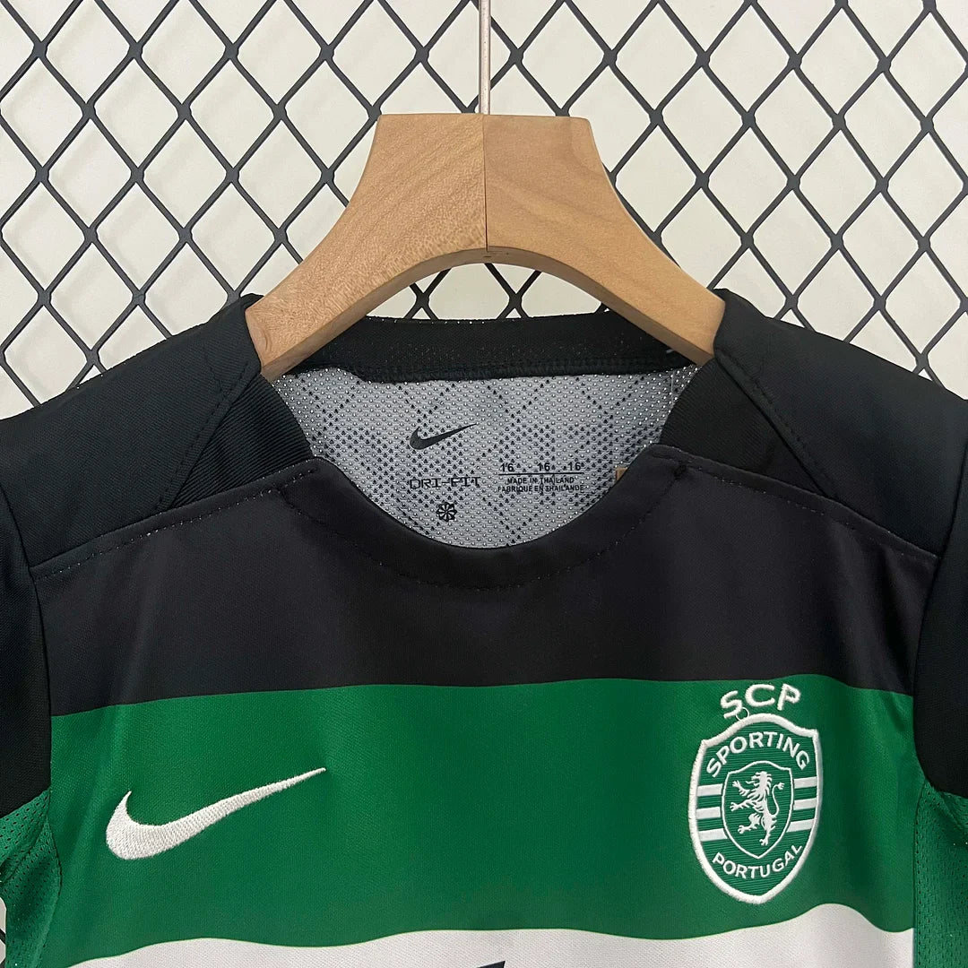 2024/2025 Sporting Lisbon Maglia Casa Bambino