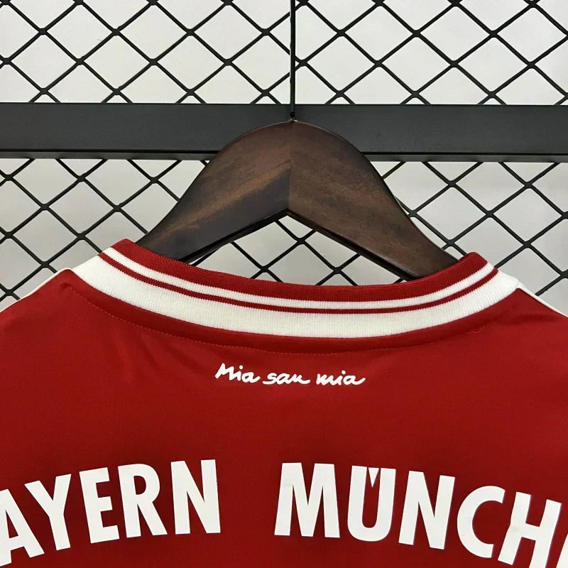 2013-2014 Retro Bayern Munchen Local