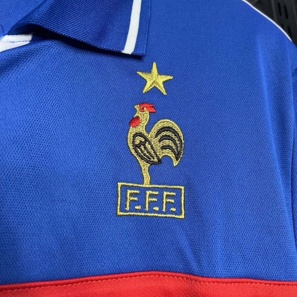 2000 Retro Francia Locale